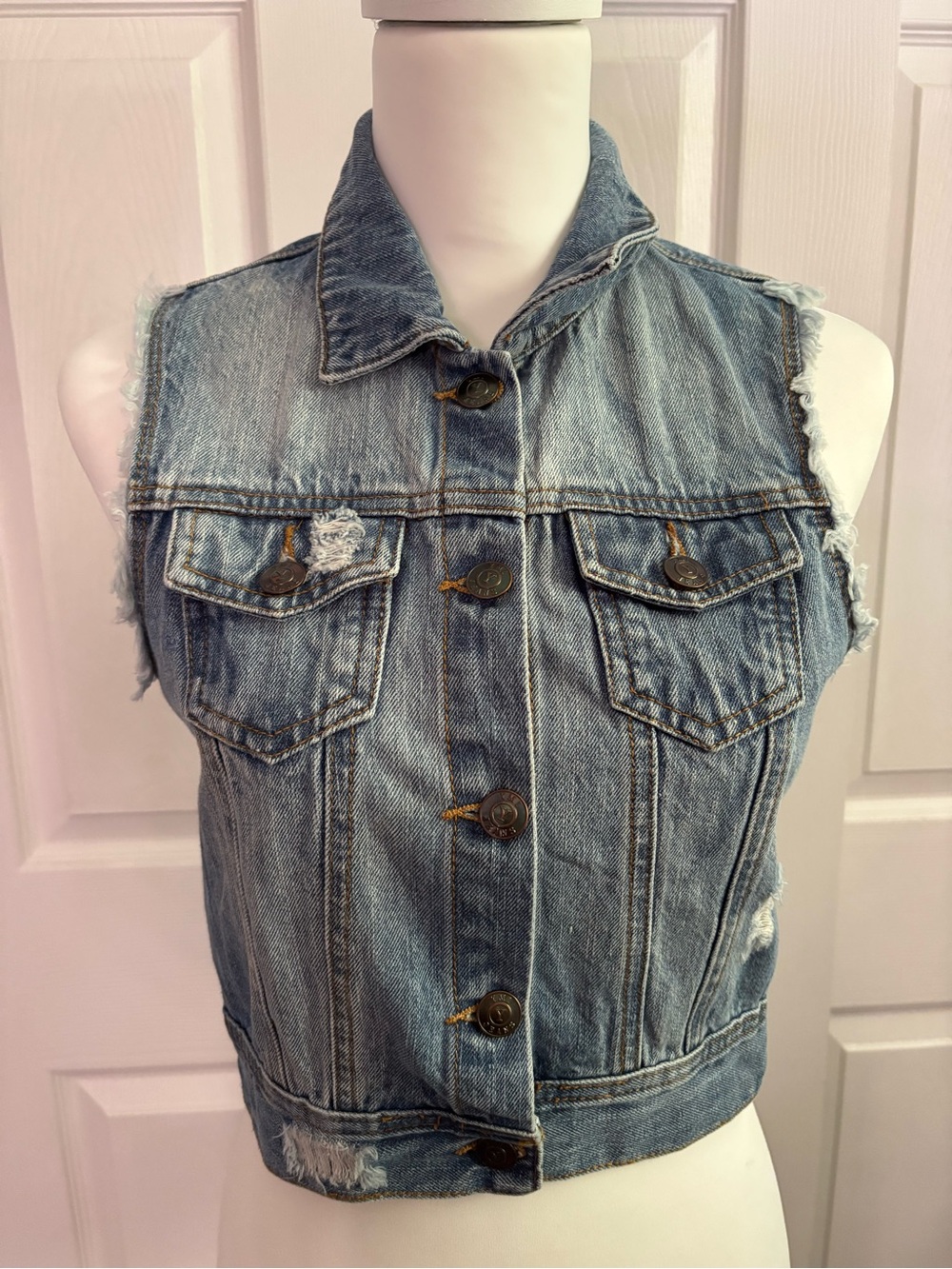 YMI 97% Cotton Short Sleeve Jean Jacket Size Small